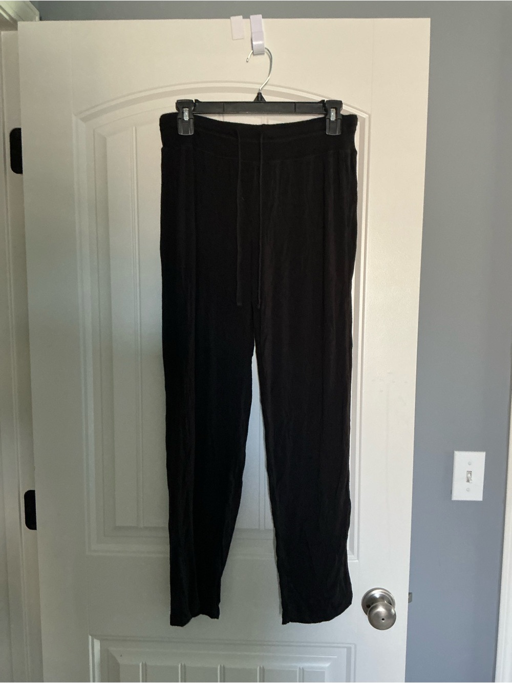 DKNY Black Lounge Pant size Medium. Some wear.